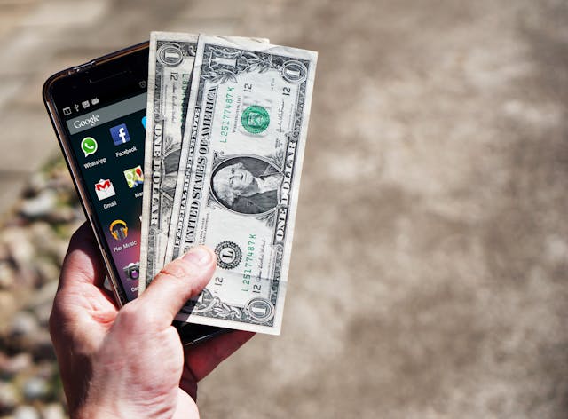 phone%20and%20money